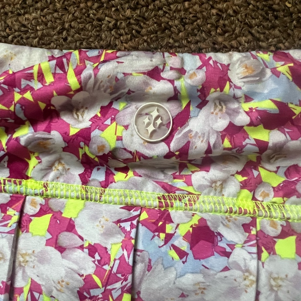 Floral Women's Skirt - Picture 4 of 7